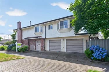 House for sale at 196 E 58th Avenue Vancouver British Columbia - MLS: R3148270