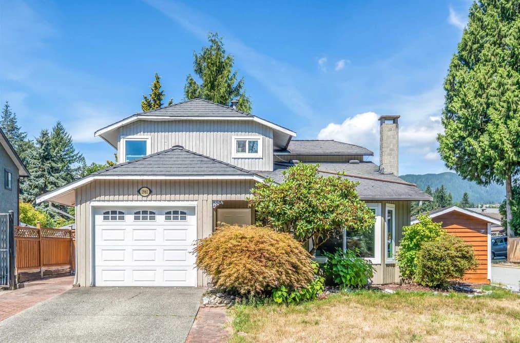 1961 FLYNN CRESCENT, Coquitlam, BC — Residential for Sale - Main Photo