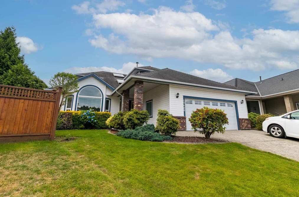 19660 CEDAR LANE, Pitt Meadows, BC — Residential for Sale - Main Photo