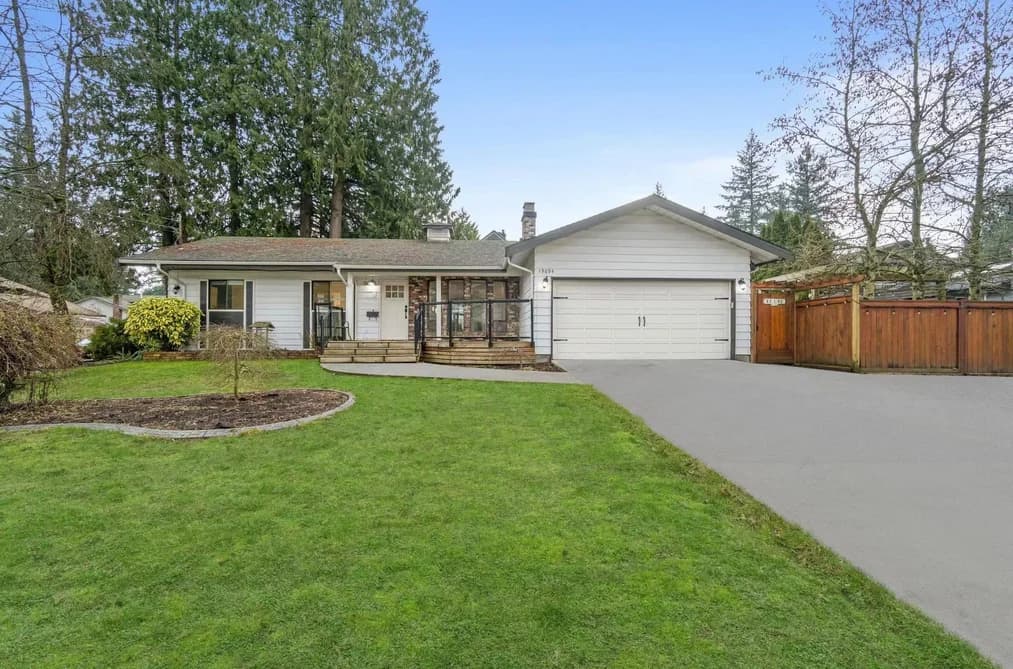 19694 46 AVENUE, Langley, BC — Residential for Sale - Main Photo