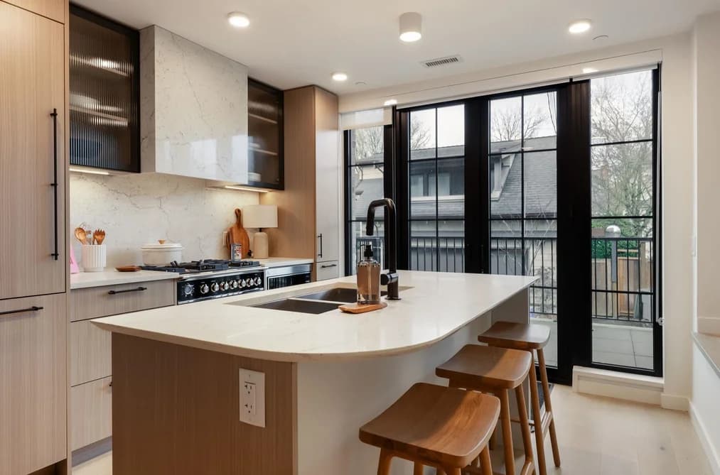 197 W KING EDWARD AVE STREET, Vancouver, BC — Residential for Sale - Photo 2