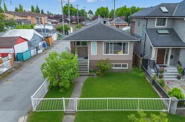 House for sale at 1972 E 51st Avenue Vancouver British Columbia - MLS: R3140734