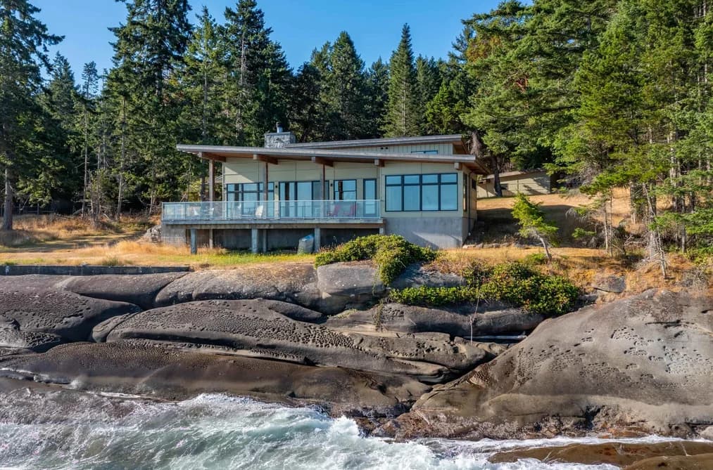 1974 ELLIS ROAD, Galiano Island, BC — Residential for Sale - Main Photo