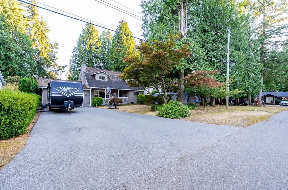 19860 35 AVENUE, Langley, BC — Residential for Sale - Photo 2