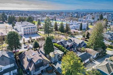 House for sale at 1987 W 37th Avenue Vancouver British Columbia - MLS: R3095395