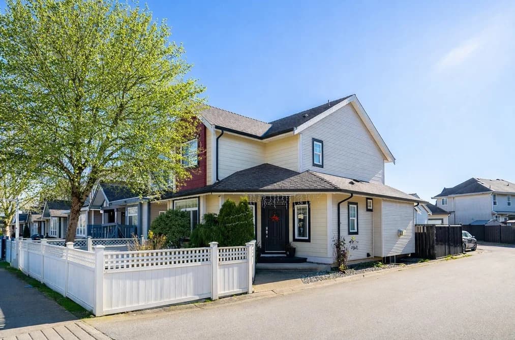 19914 73A AVENUE, Langley, BC — Residential for Sale - Main Photo