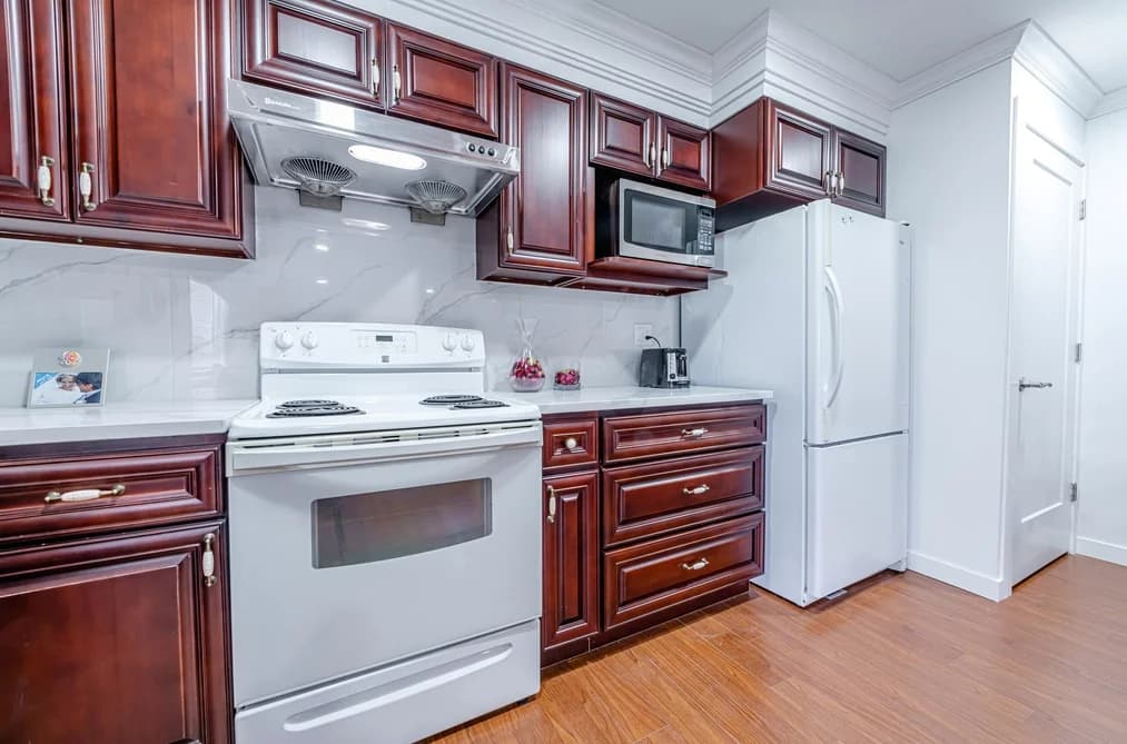 1xxx CHARLAND AVENUE, Coquitlam BC V3K 3L1 - Photo 1