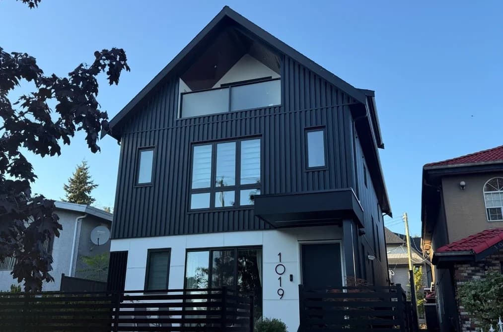 2 1019 W 64TH AVENUE, Vancouver, BC — Residential for Sale - Main Photo