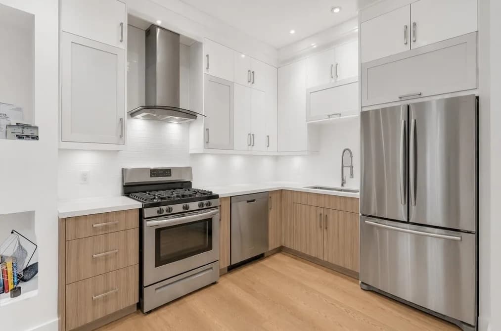 2 1136 E PENDER STREET, Vancouver, BC — Residential for Sale - Photo 2