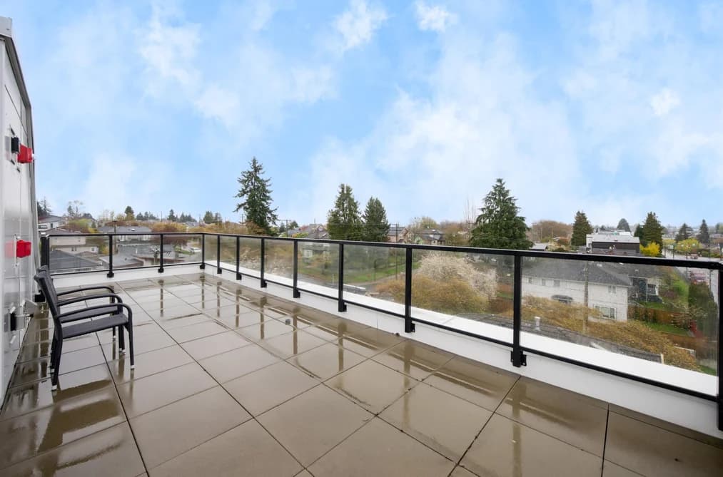 2 128 W WOODSTOCK AVENUE, Vancouver, BC — Residential for Sale - Photo 2