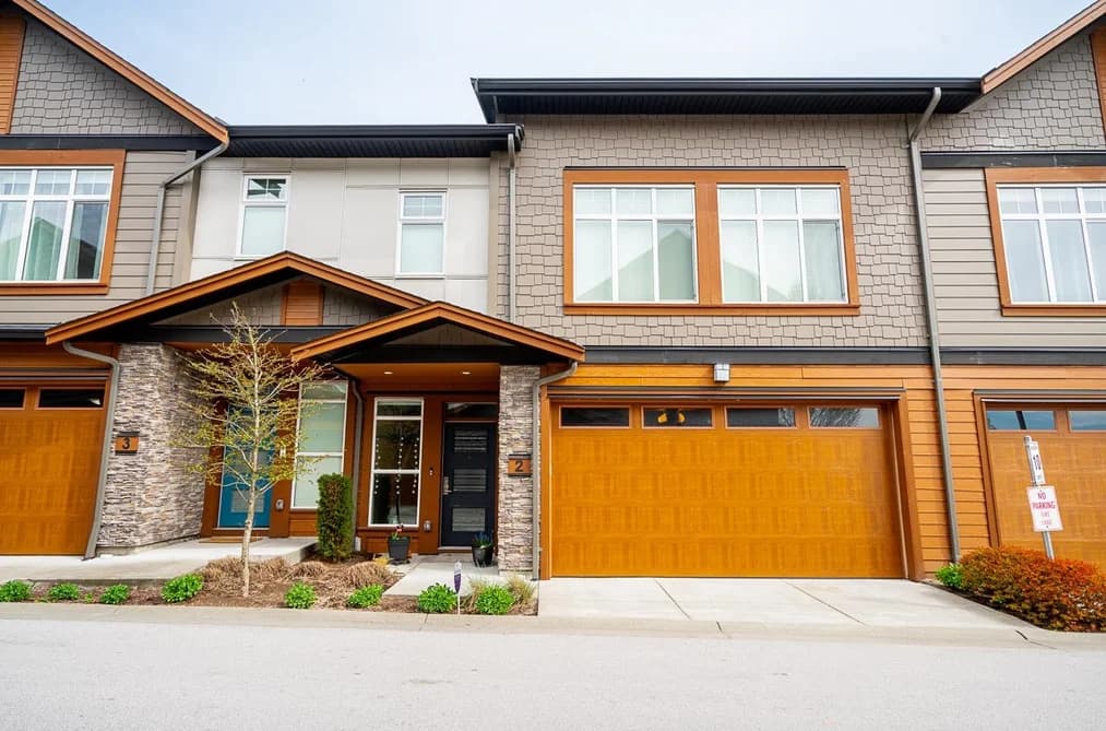 2 17033 FRASER HIGHWAY, Surrey, BC — Residential for Sale - Main Photo