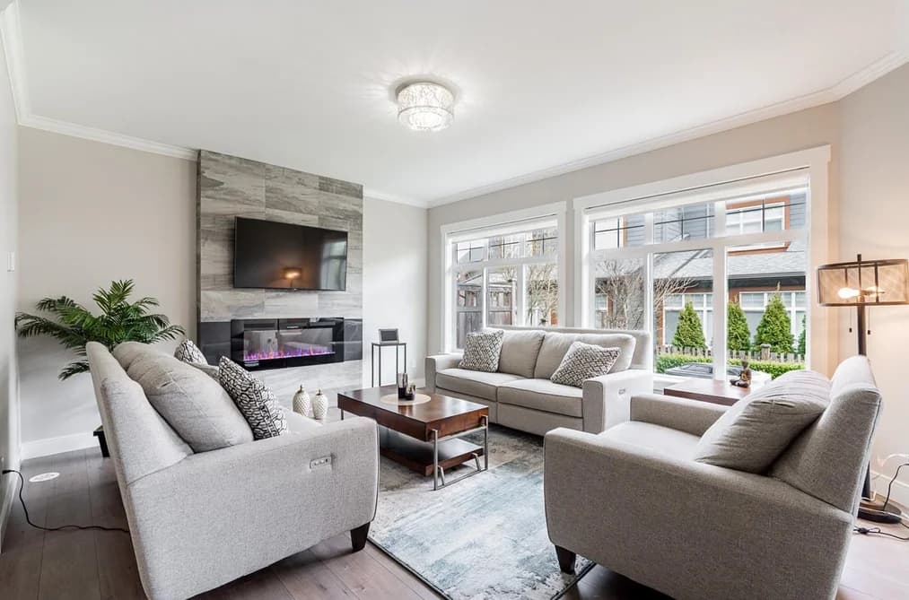 2 17033 FRASER HIGHWAY, Surrey, BC — Residential for Sale - Photo 2