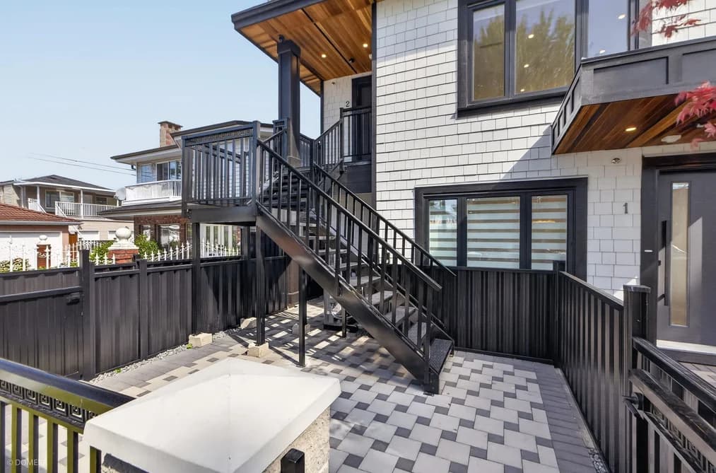 2 2035 51ST STREET, Vancouver, BC — Residential for Sale - Photo 2