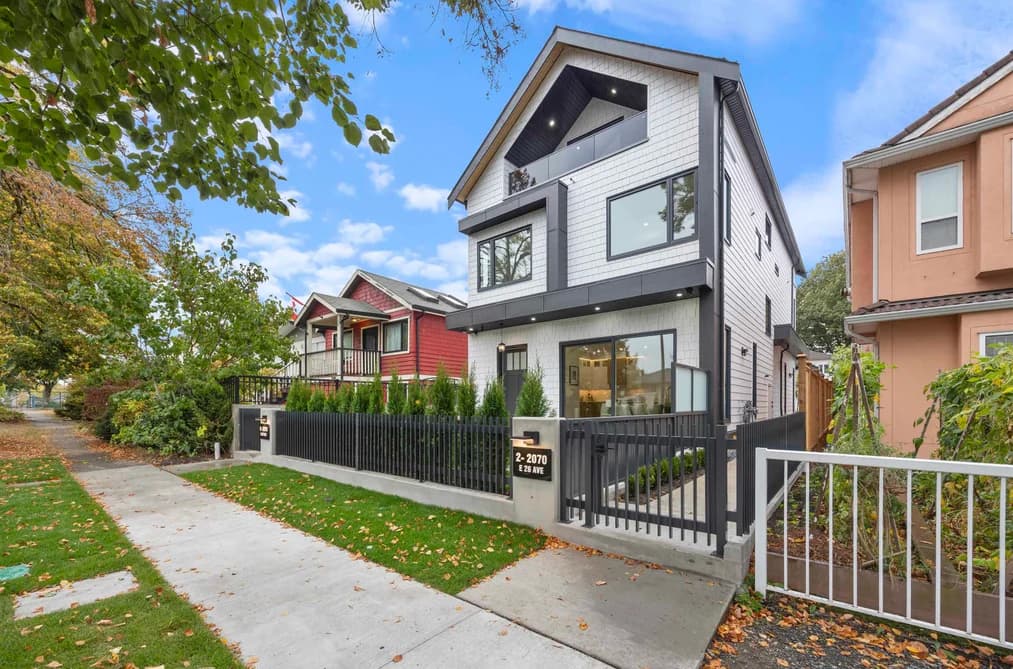 2 2070 E 26TH AVENUE, Vancouver, BC — Residential for Sale - Main Photo