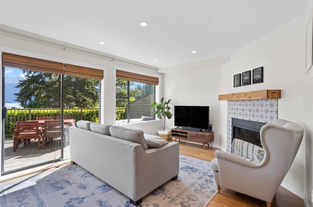 2 2151 BANBURY ROAD, North Vancouver, BC — Residential for Sale - Photo 2
