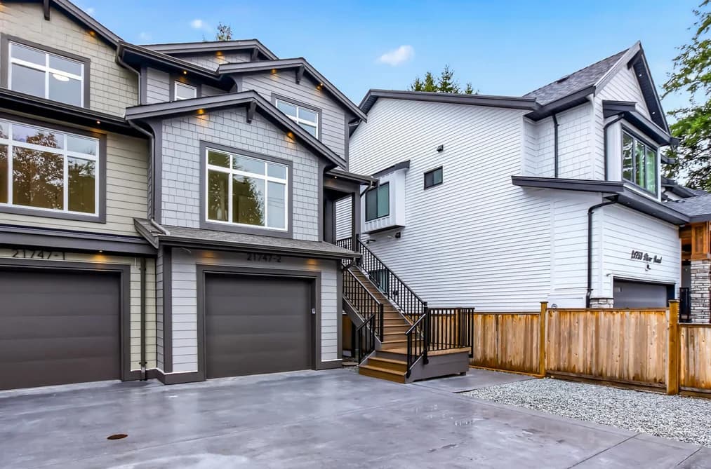 2-21747 River Road, Maple Ridge, BC - Half Duplex for Sale - Main Photo 2-21747 River Road, Maple Ridge, BC - Half Duplex for Sale - Main Photo