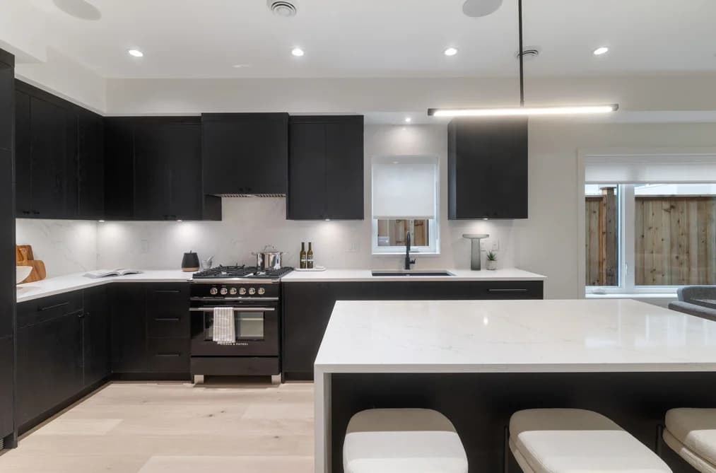 2 2539 GRANT STREET, Vancouver, BC — Residential for Sale - Photo 2