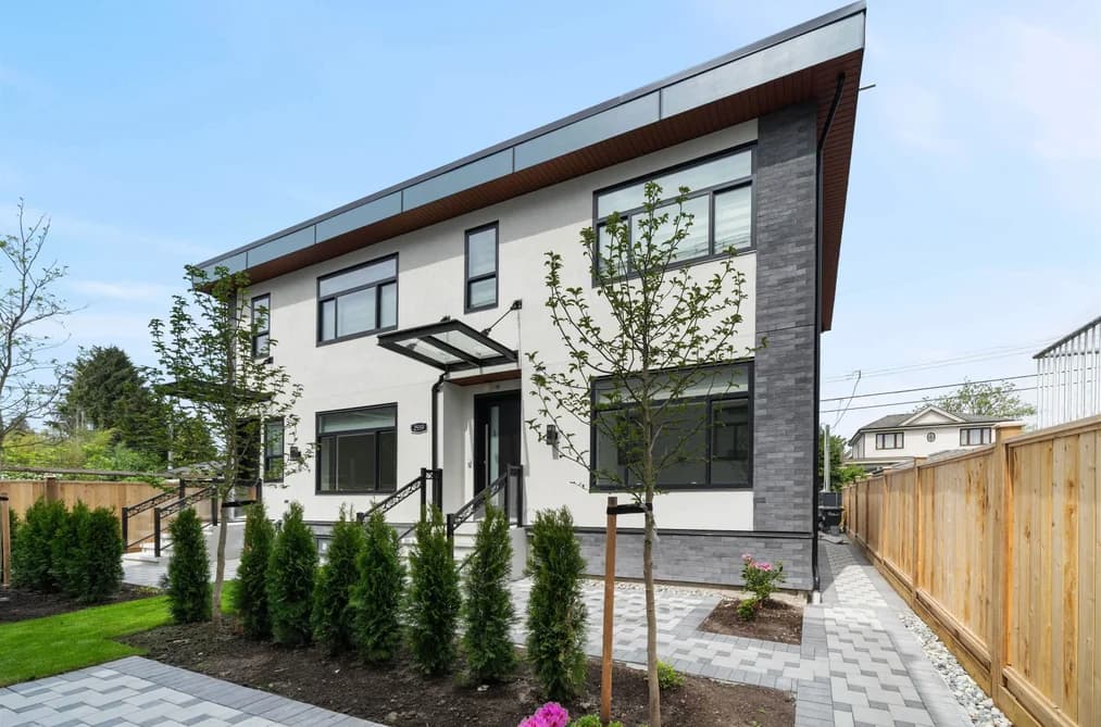 #2 2559 W KING EDWARD AVENUE, Vancouver, BC — Residential for Sale - Main Photo