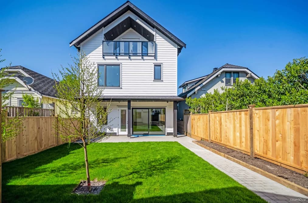 2 2636 MCGILL STREET, Vancouver, BC — Residential for Sale - Main Photo