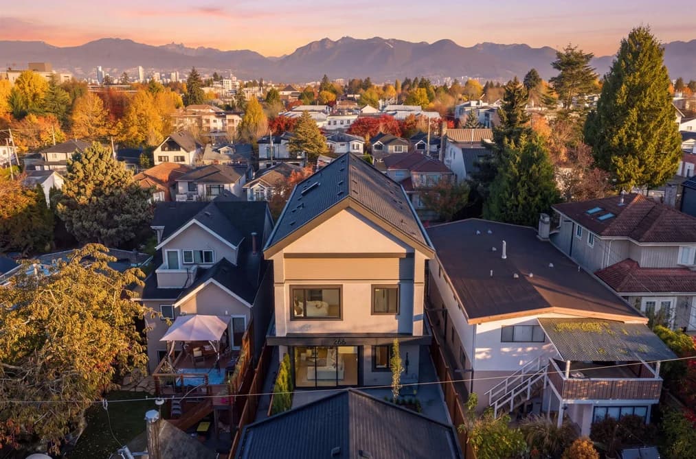 2-266 E 38 Avenue, Vancouver, BC - Half Duplex for Sale - Main Photo 2-266 E 38 Avenue, Vancouver, BC - Half Duplex for Sale - Main Photo