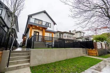 Half Duplex for sale at 2 2753 Nanaimo Street Vancouver British Columbia - MLS: R3131489