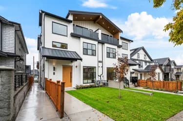 Half Duplex for sale at 2 3065 Charles Street Vancouver British Columbia - MLS: R3133328