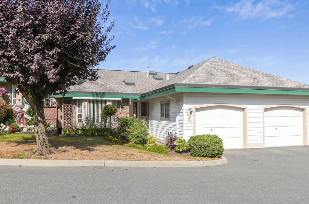 2 3115 TRAFALGAR STREET, Abbotsford, BC — Residential for Sale - Photo 2