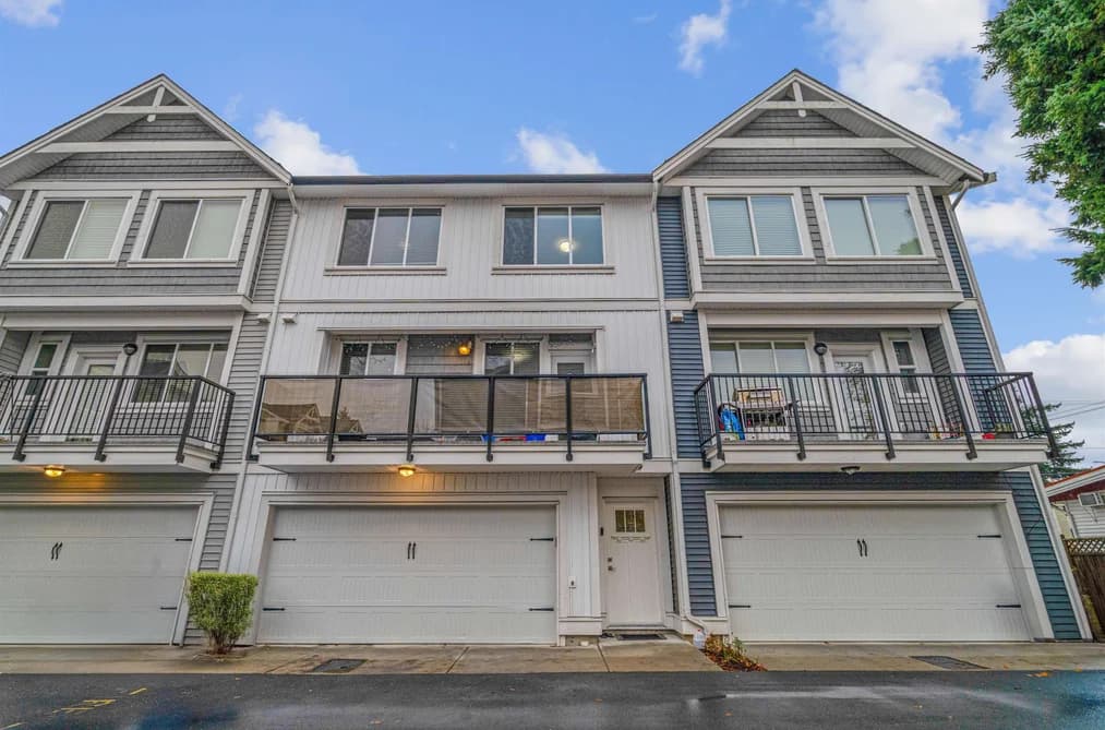 2 32035 MT WADDINGTON AVENUE, Abbotsford, BC — Residential for Sale - Main Photo