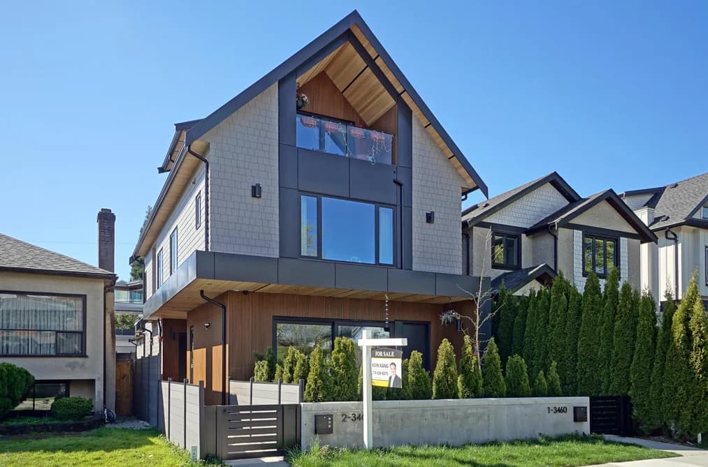 2 3460 W 14TH AVENUE, Vancouver, BC — Residential for Sale - Main Photo