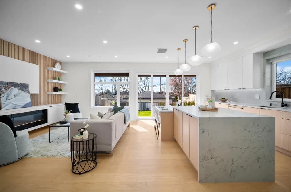 2 3576 E PENDER STREET, Vancouver, BC — Residential for Sale - Main Photo