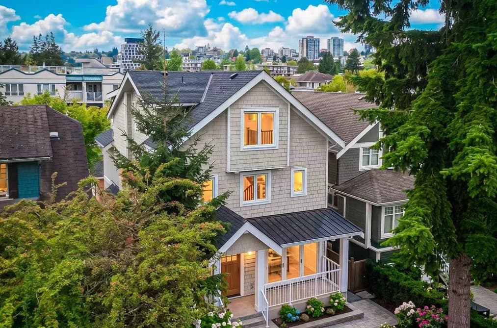 2 3638 W 3RD AVENUE, Vancouver, BC — Residential for Sale - Main Photo