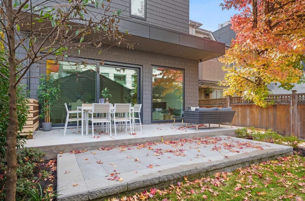 2 3657 W 11TH AVENUE, Vancouver, BC — Residential for Sale - Main Photo