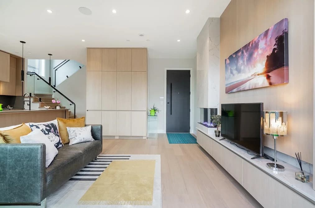 2 3674 OXFORD STREET, Vancouver, BC — Residential for Sale - Photo 2