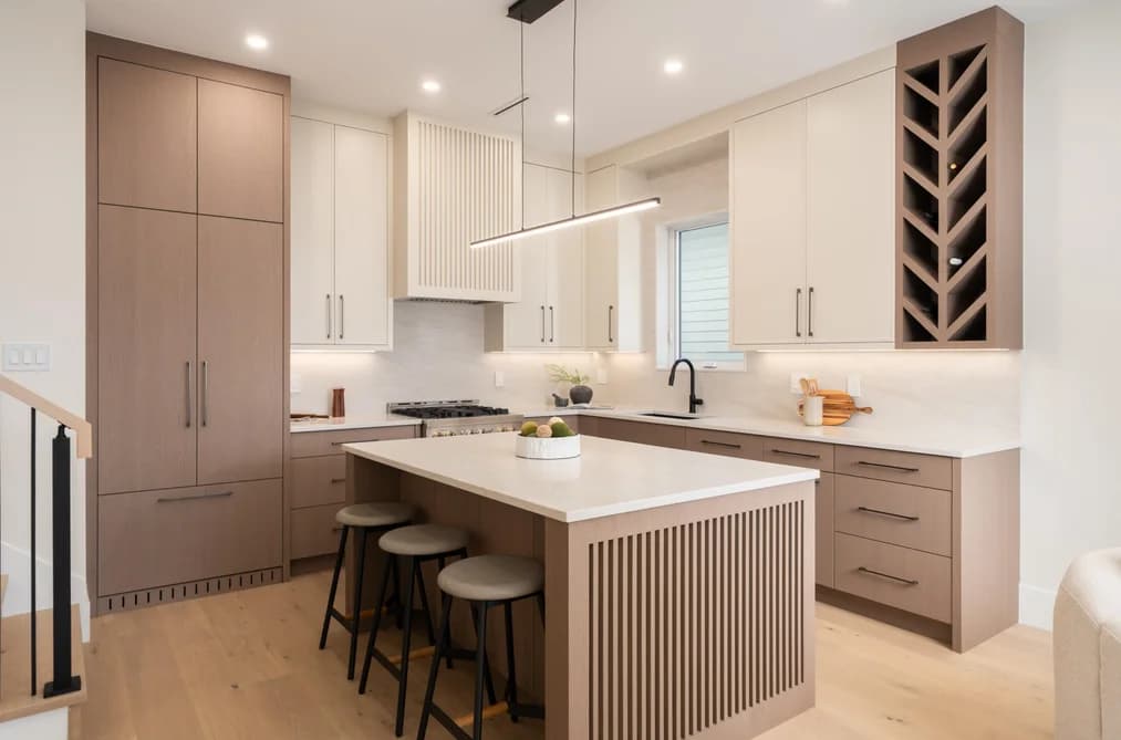 2 4331 UNION STREET, Burnaby, BC — Residential for Sale - Photo 2