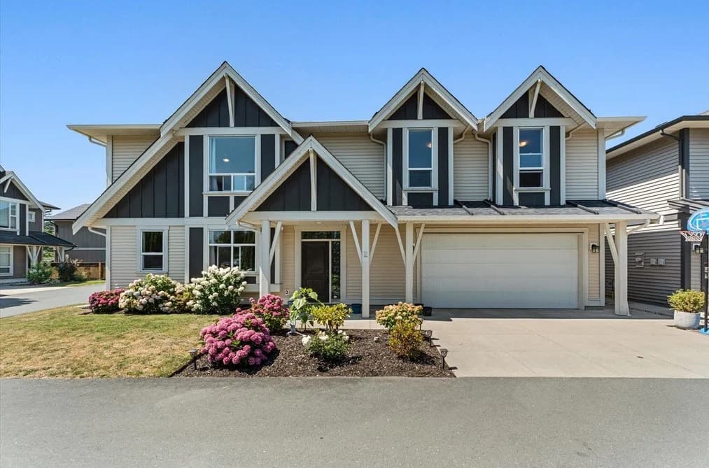 2 45766 BRITTON AVENUE, Chilliwack, BC — Residential for Sale - Main Photo