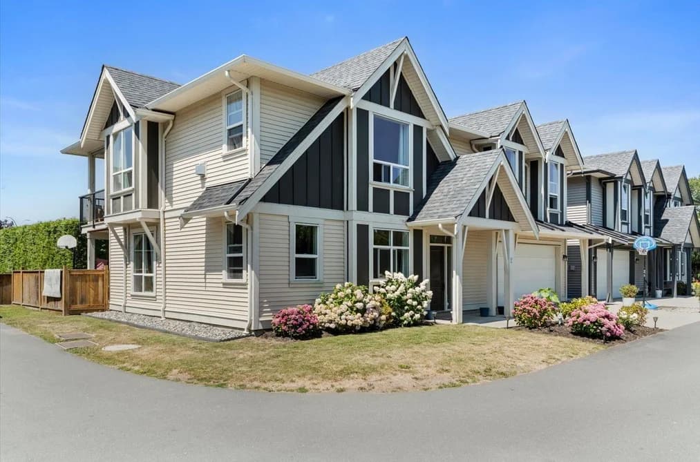 2 45766 BRITTON AVENUE, Chilliwack, BC — Residential for Sale - Photo 2