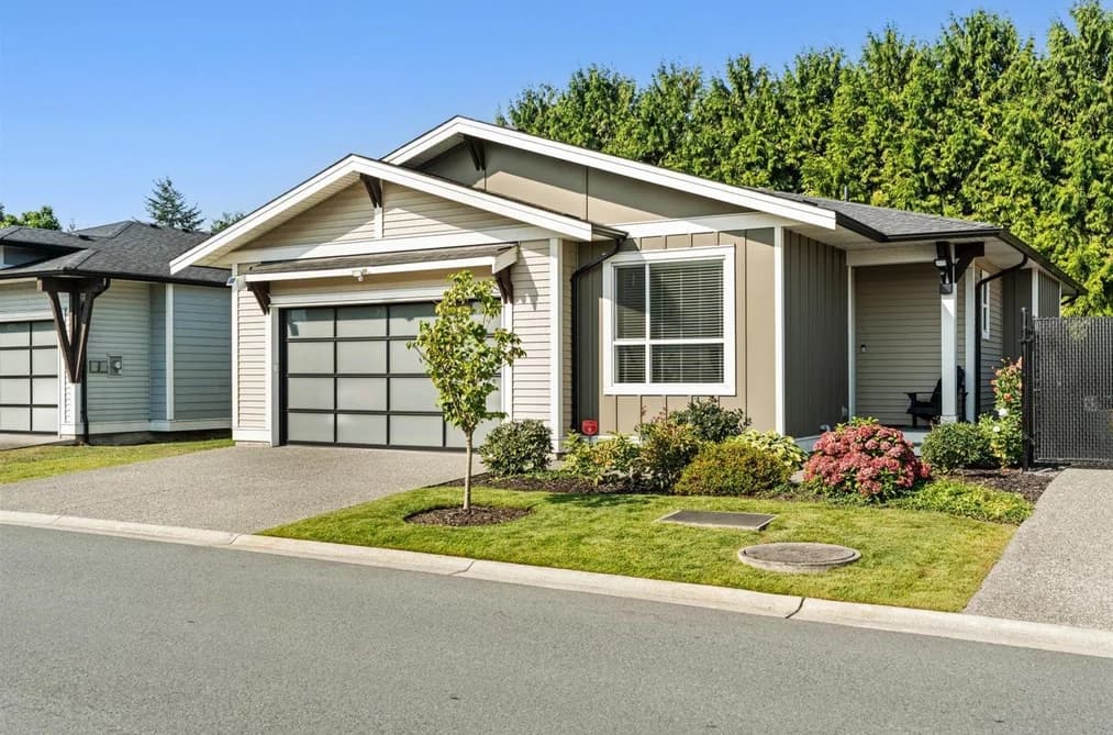 2 46213 HAK'WELES ROAD, Chilliwack, BC — Residential for Sale - Photo 2