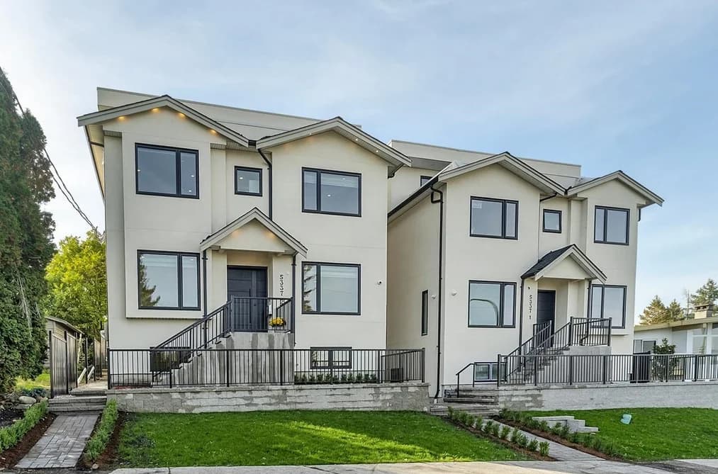 2 5337 ELSOM AVENUE, Burnaby, BC — Residential for Sale - Main Photo