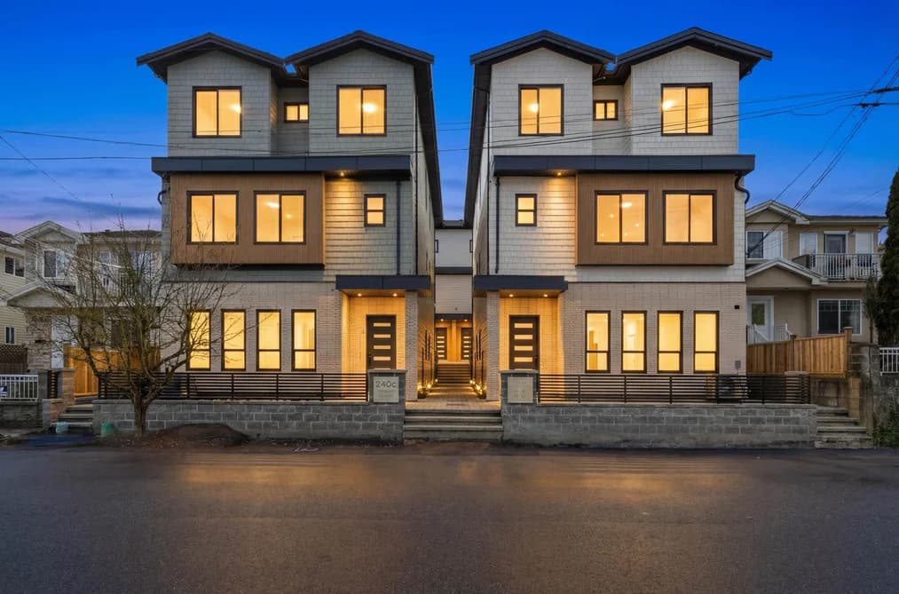 2 5406 MANOR STREET, Burnaby, BC — Residential for Sale - Main Photo