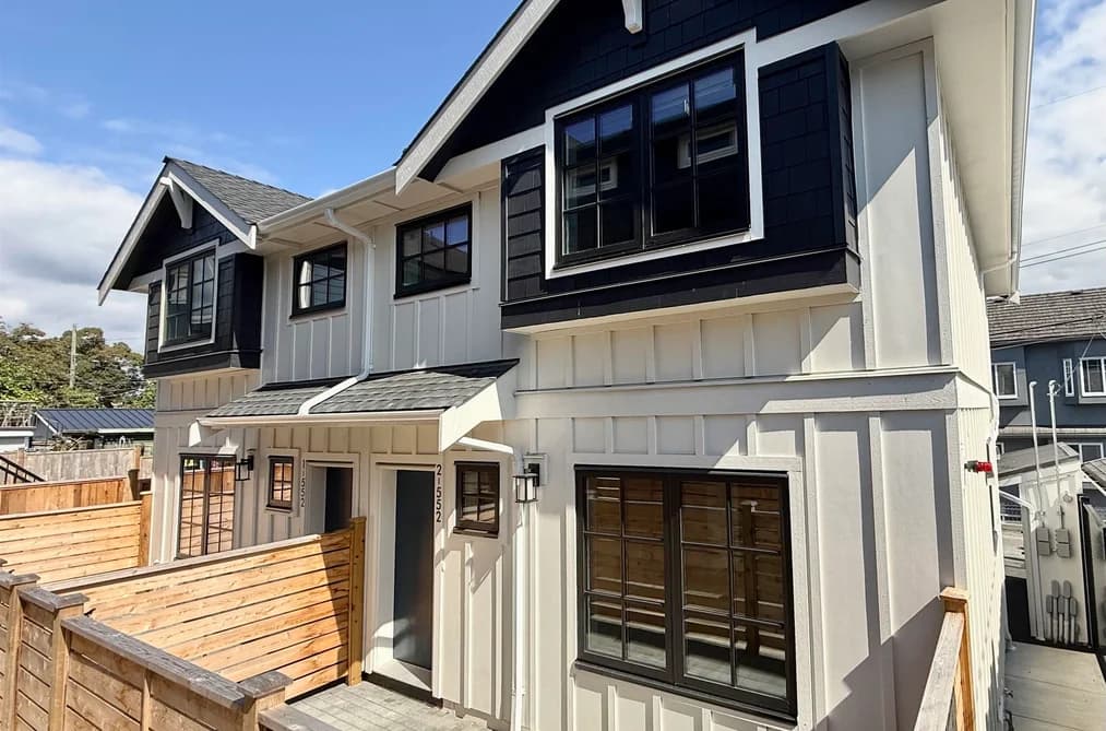 2 552 KASLO STREET, Vancouver, BC — Residential for Sale - Main Photo