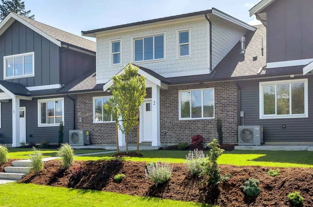 2 558 PARK STREET, Hope, BC — Residential for Sale - Main Photo