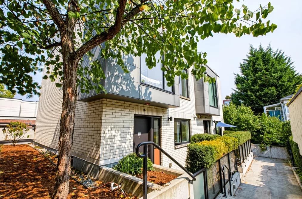 2 589 W KING EDWARD AVENUE, Vancouver, BC — Residential for Sale - Main Photo