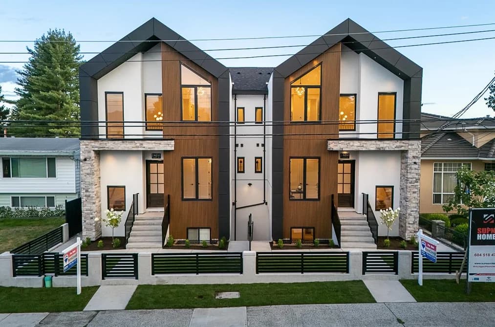 2 6210 CURTIS STREET, Burnaby, BC — Residential for Sale - Main Photo