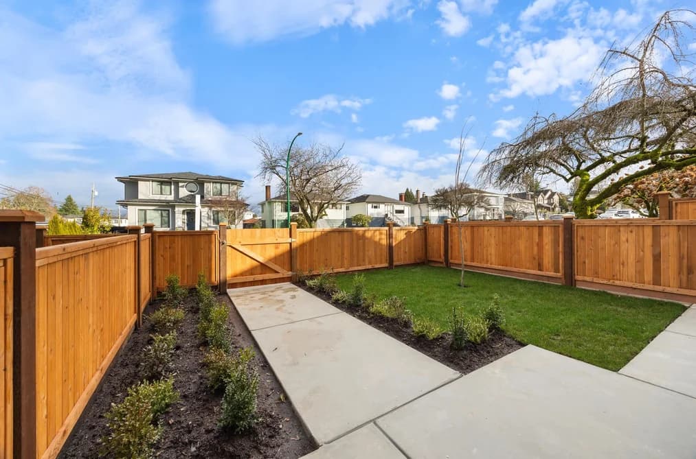 2 6639 ACACIA AVENUE, Burnaby, BC — Residential for Sale - Photo 2