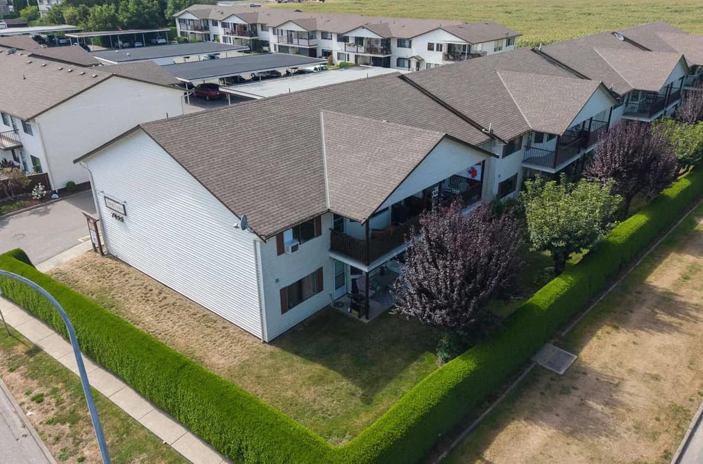 2 7455 HURON STREET, Chilliwack, BC — Residential for Sale - Main Photo