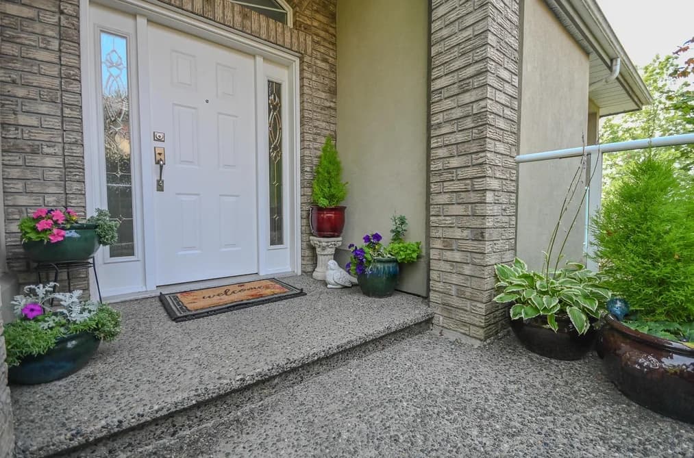 2 915 FORT FRASER RISE, Port Coquitlam, BC — Residential for Sale - Photo 2