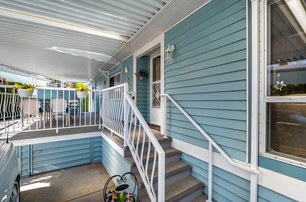 20 145 KING EDWARD STREET, Coquitlam, BC — Residential for Sale - Photo 2