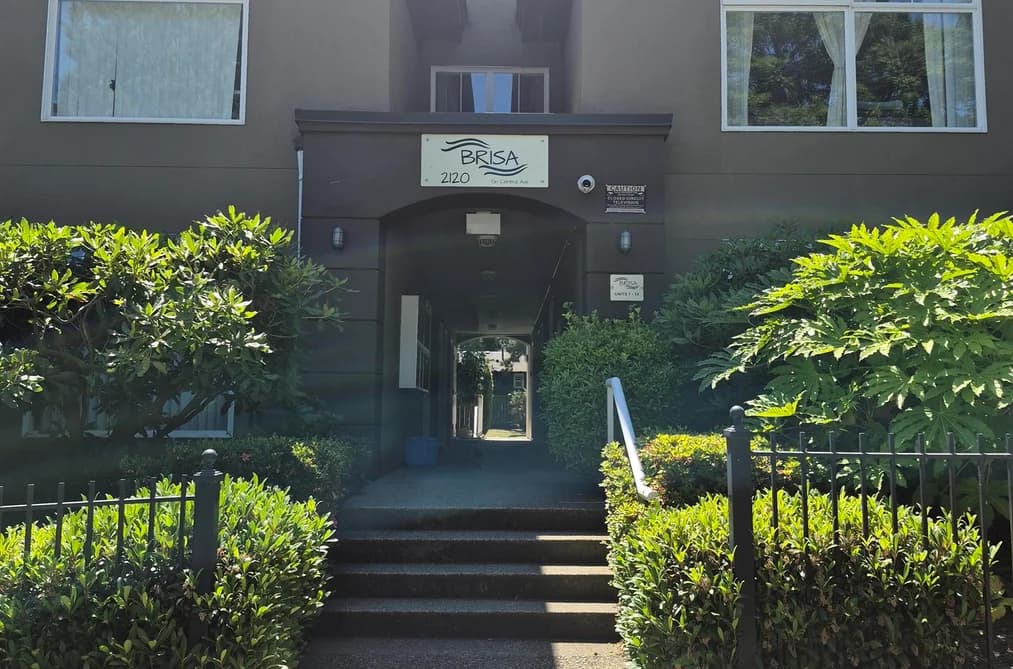 20 2120 CENTRAL AVENUE, Port Coquitlam, BC — Residential for Sale - Main Photo