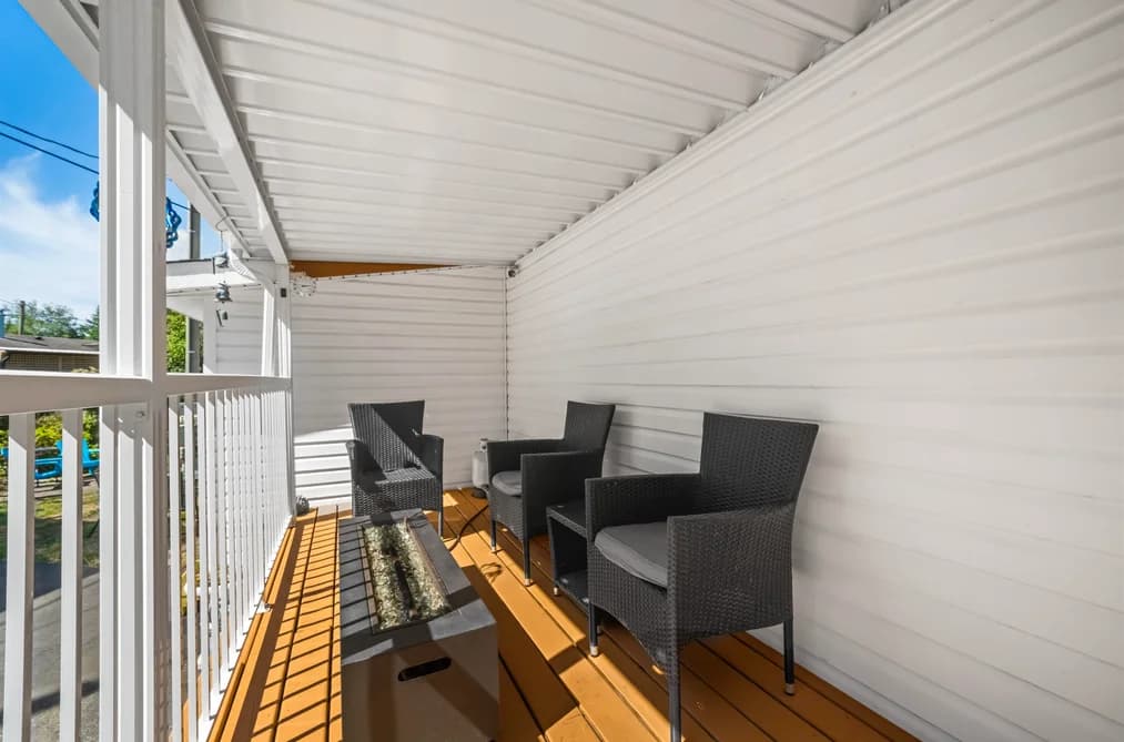 20 24330 FRASER HIGHWAY, Langley, BC — Residential for Sale - Photo 2