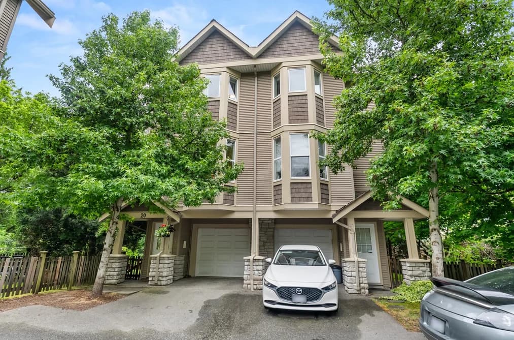20 33321 GEORGE FERGUSON WAY, Abbotsford, BC — Residential for Sale - Photo 2